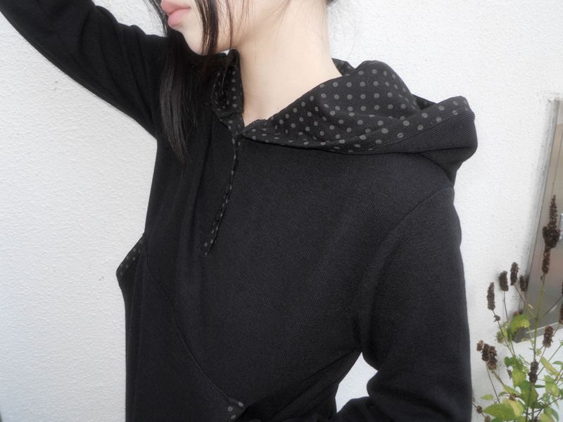 ZELENA(ゼレナ)の「dot hood tee(Tops)」