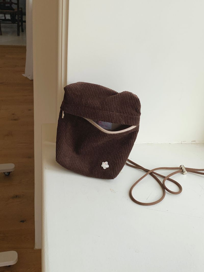 mini pocket bag - corduroy brown