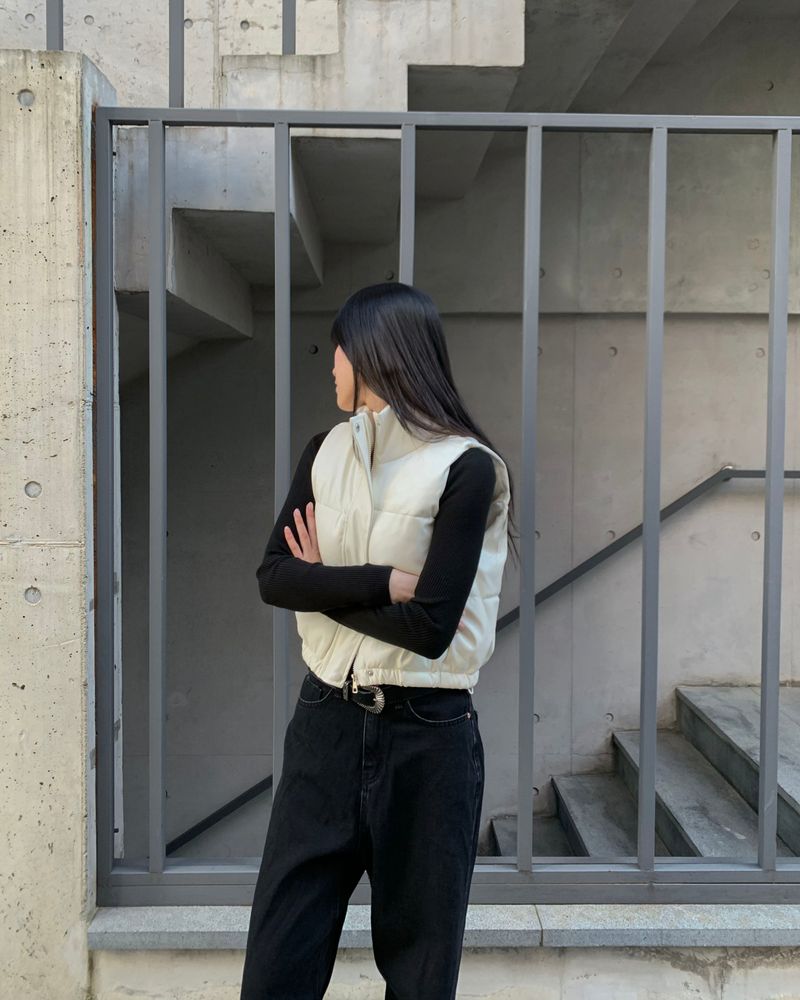 Leather crop string padding vest