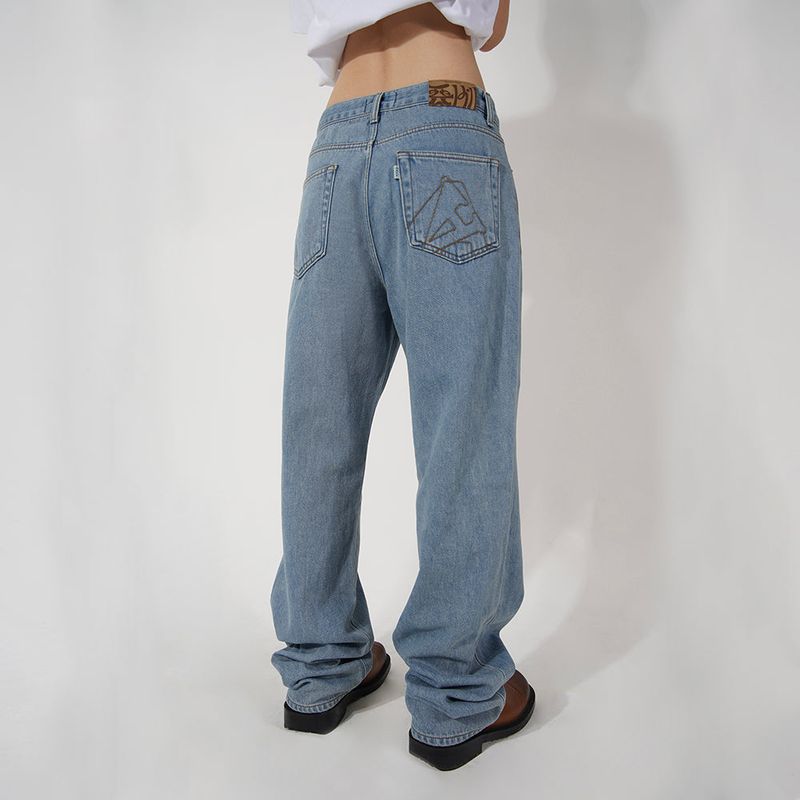 AA OVERLAP LOOSE FIT DENIM (light blue!)