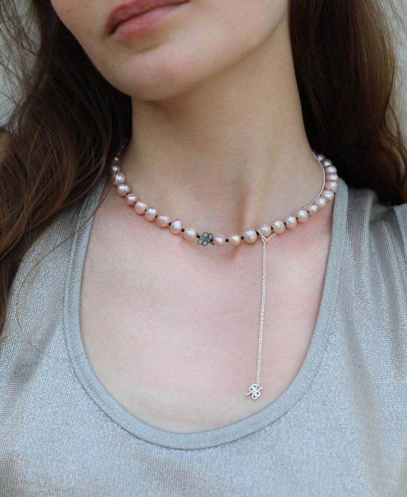 Drop Pearl Necklace