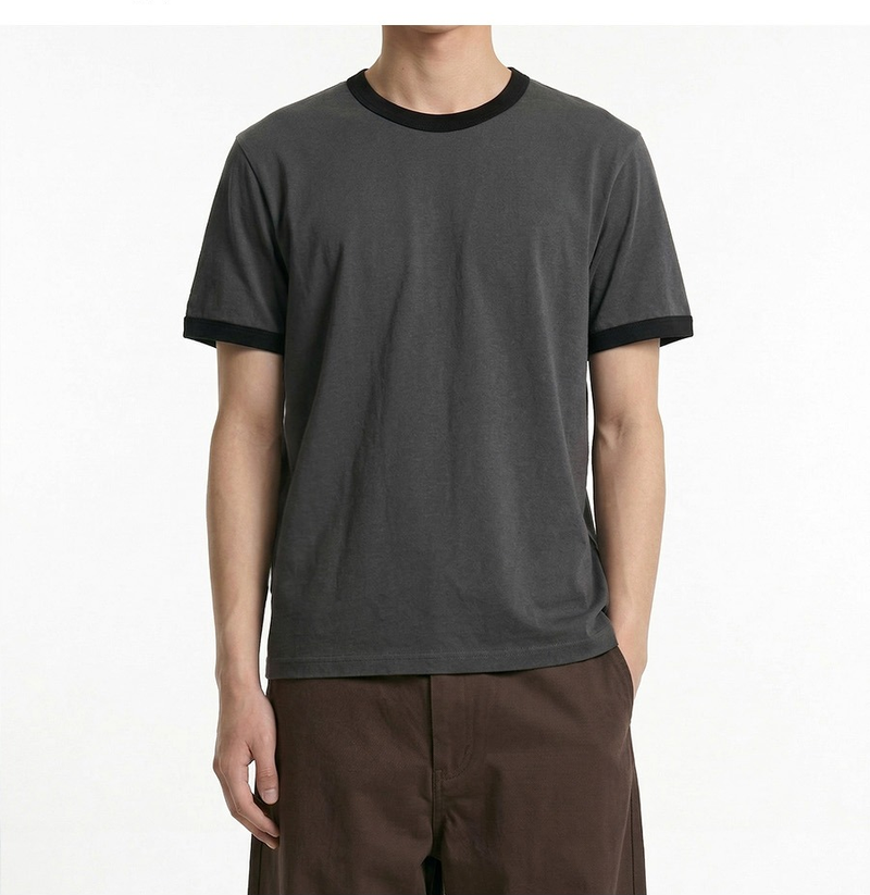 UNDEROFF(アンダーオフ)の「Essential Standard Short Sleeve Ringer T-shirt Charcoal(Tops)」
