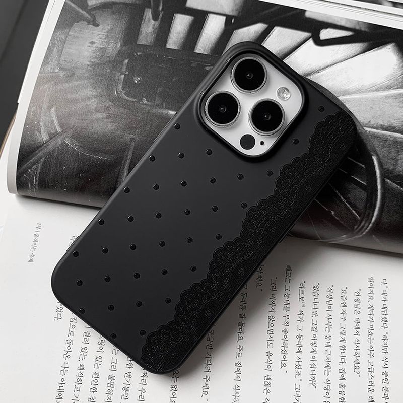 [MADE] black dots lace case