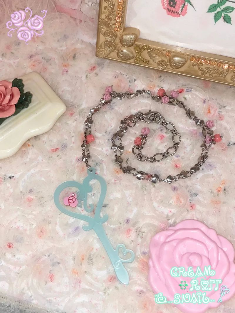 ♬ love key chain necklace (clear ver.) ♬