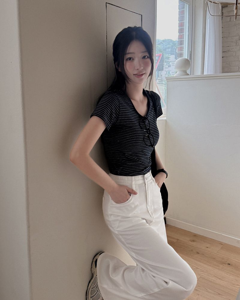 Striped short-sleeved T-shirt