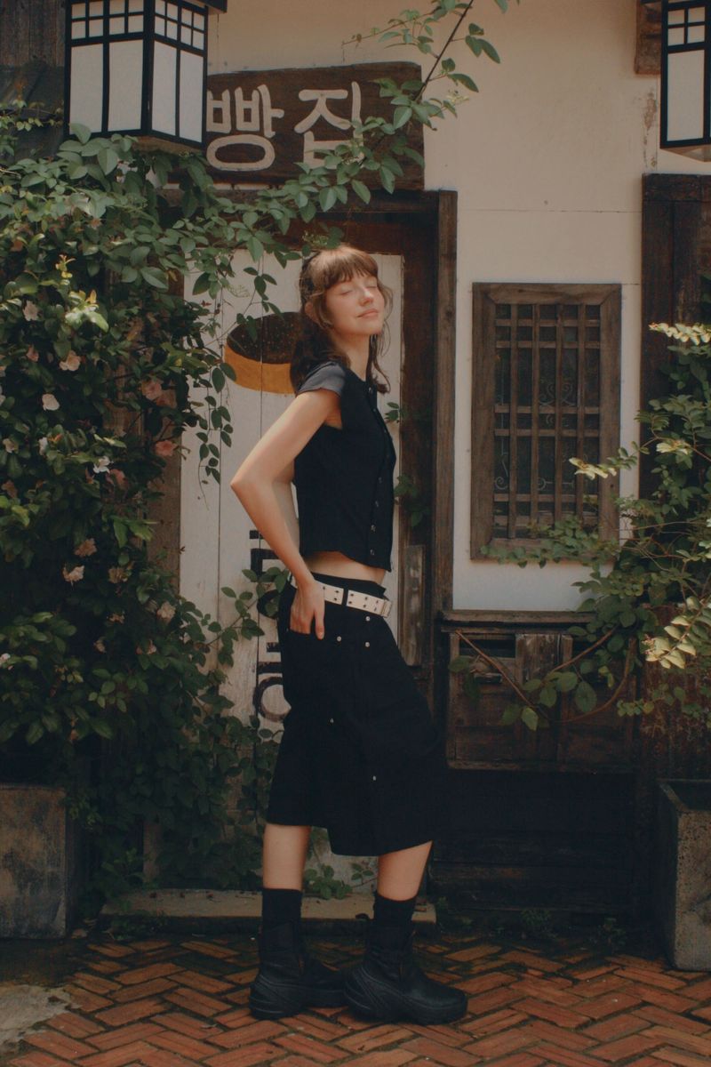 Twin Buttons tee