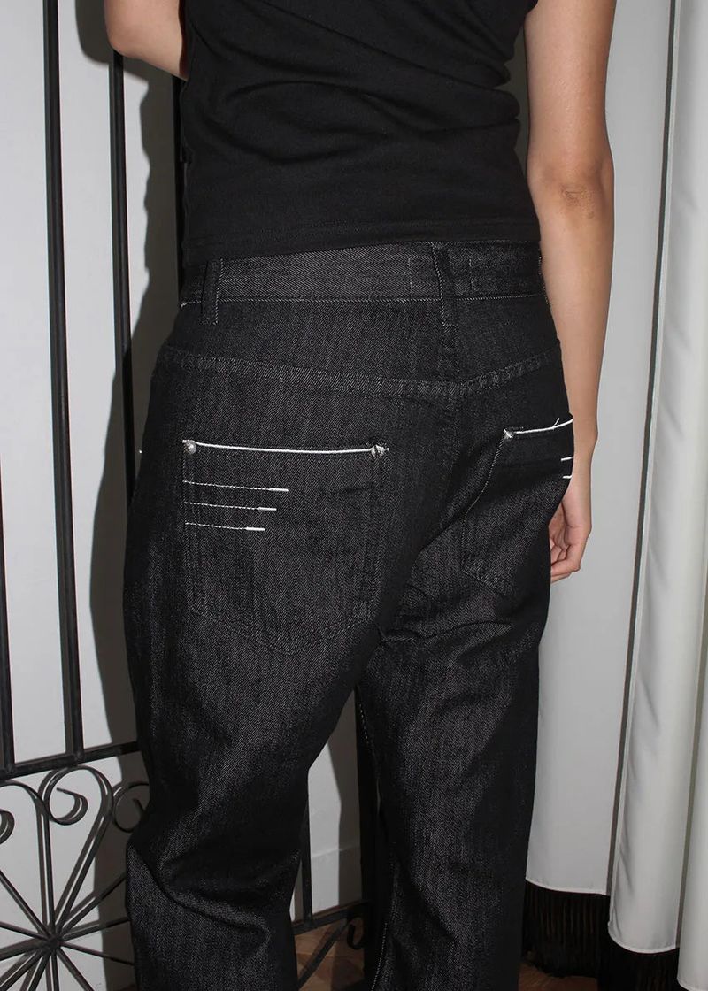 UNISEX) LEATHER STITCH FLARE DENIM (S-L)
