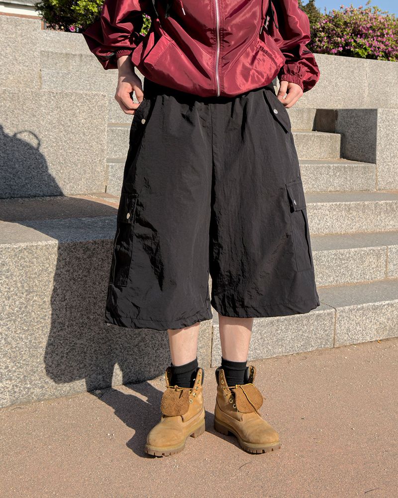 Kelt Nylon Cargo Bermuda Pants