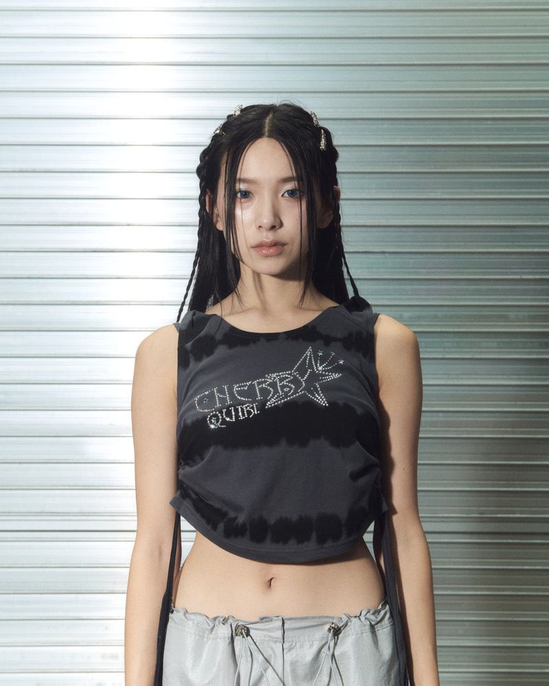gem stone shirring top- charcoal