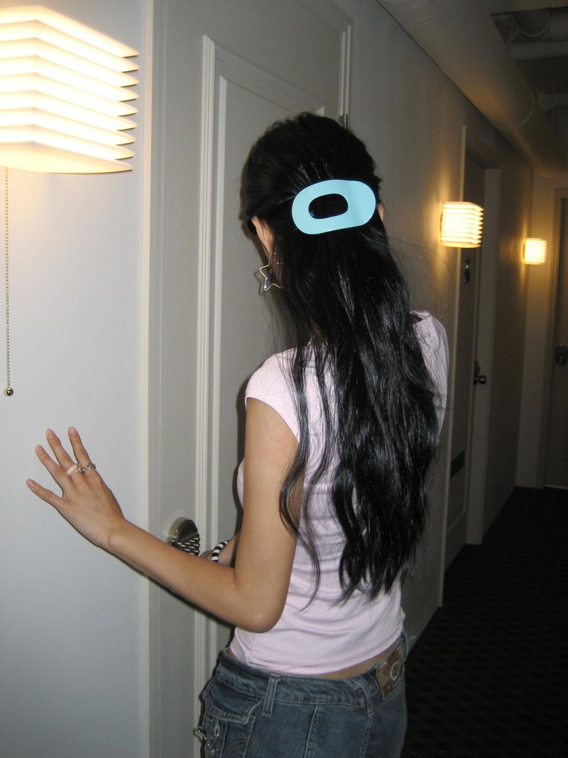 it doesn't matter.（イットダズントマッター）の「ジェリービーン ヘアクリップ (Aqua)（ヘアアクセサリー）」