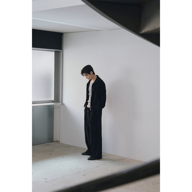 Velvet corduroy line pants(Black)