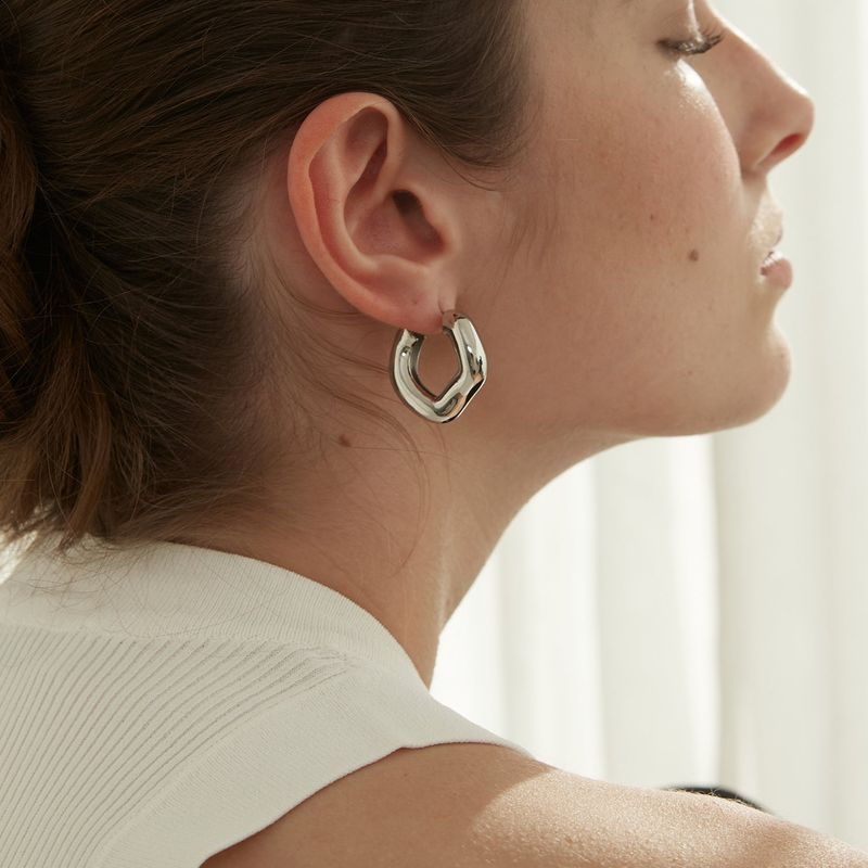 Metal Wave Link Earrings_Silver