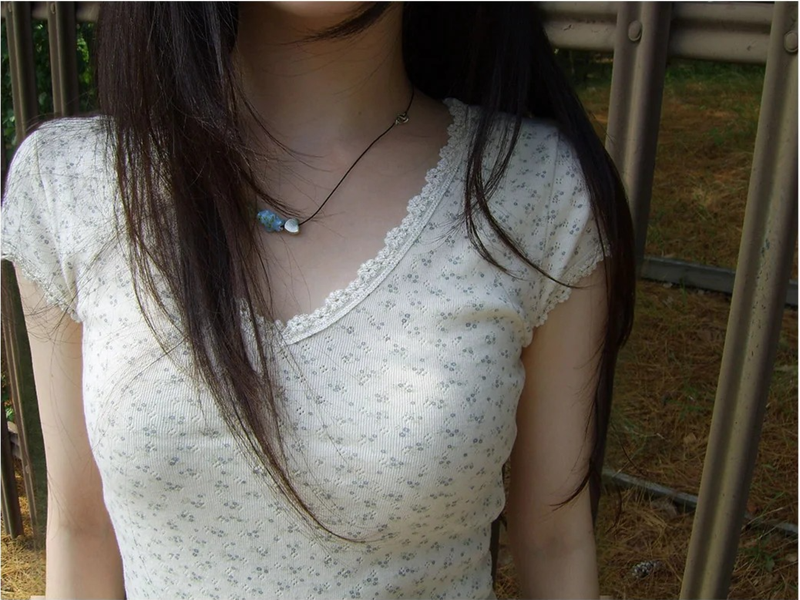 floral v tee