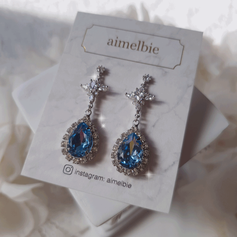 Romantic Queen Earring - Light Sapphire