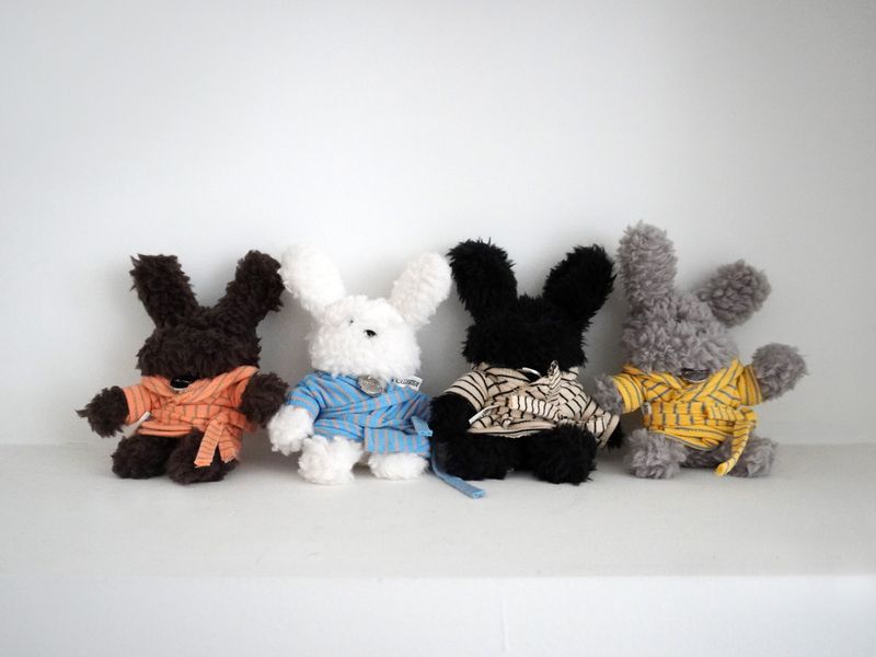 Cosymosy(コジモジ)の「Cosymosy Poodle Keyring Shower Gown - 4 Color(Toys/Key Holders)」