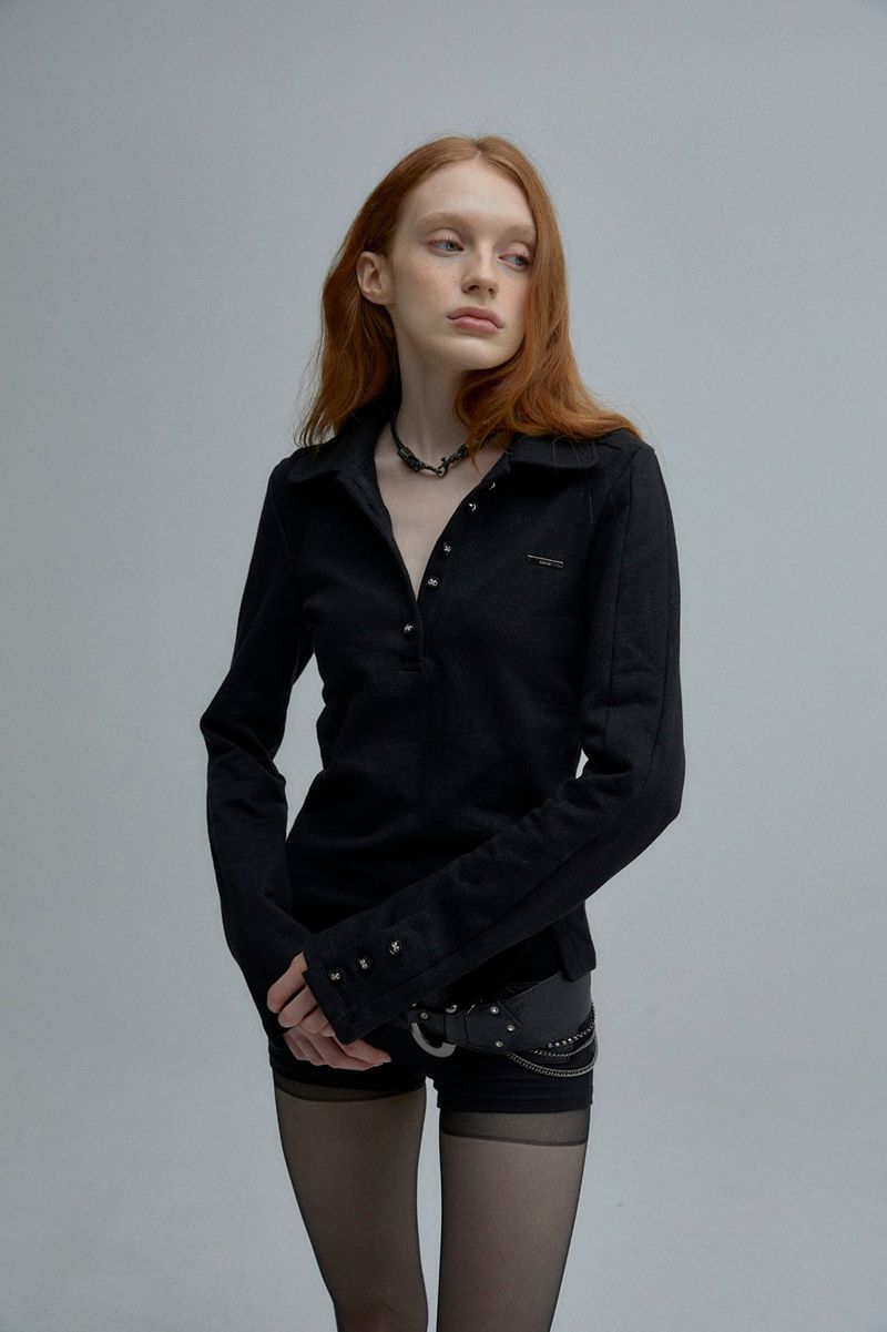 UNBALANCED COLLAR T-SHIRT