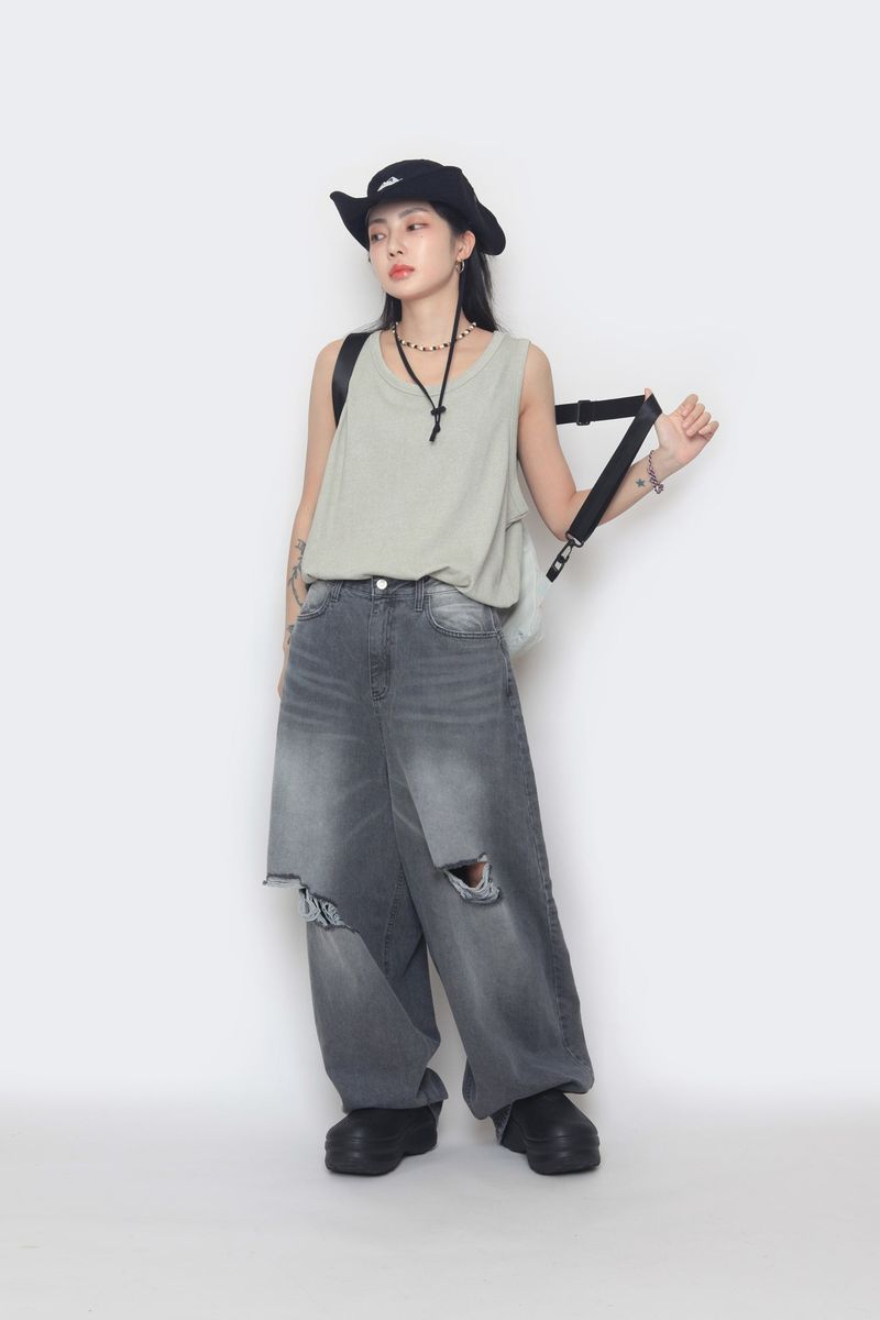 destroyed balloon denim pants