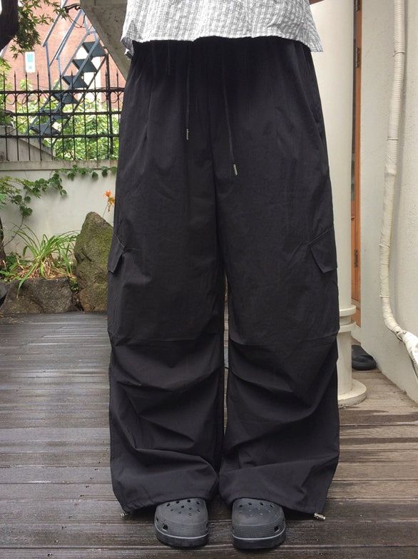 anyonemore（エニーワンモアー）の「ケロ フリル ワイド バンディング ピンタック カーゴ パンツ（パンツ）」
