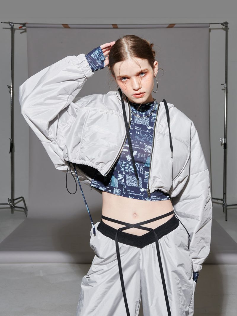 HOLOGRAM JUMPER