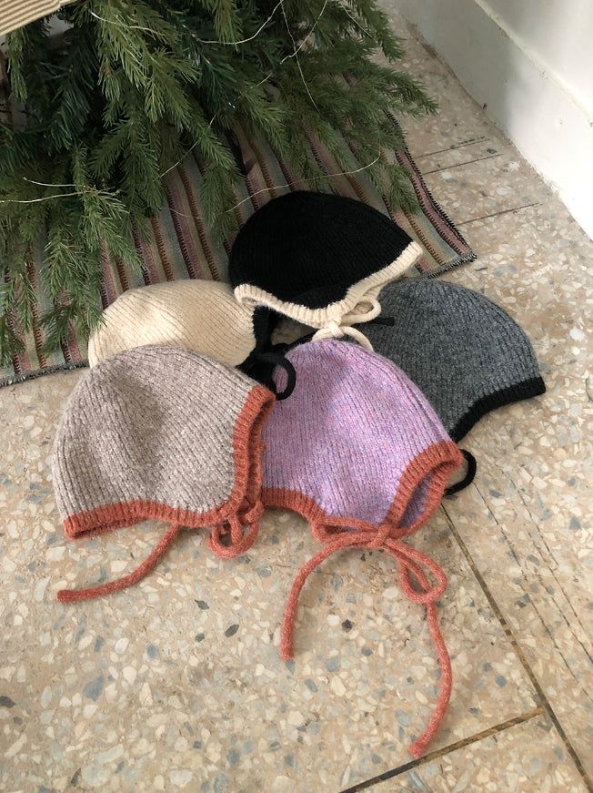 Kitto Wool Color Matching Earflap Knit Beanie