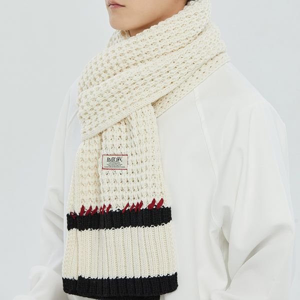 ROMANTIC CROWN（ロマンティッククラウン）の「CLASSIC HAND STITCH MUFFLER（Fashion Accessories）」