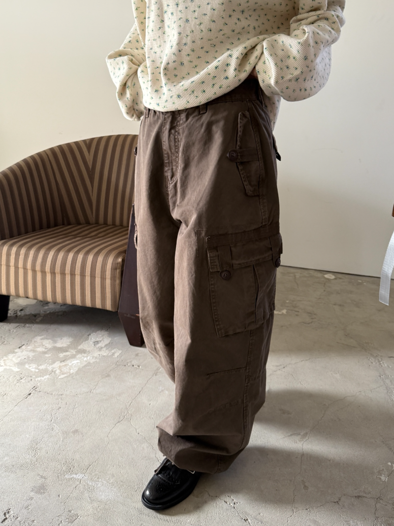 another language(アナザーランゲージ)の「museum dyeing cargo pants(Pants)」
