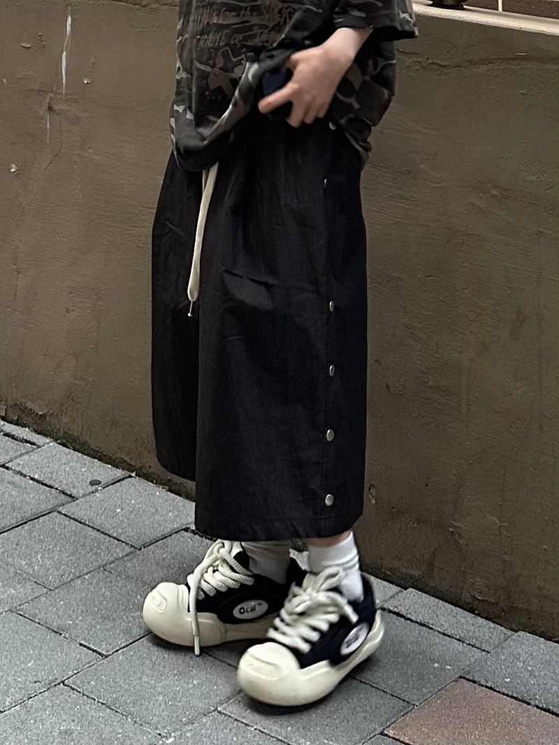 snap nylon crack bermuda pants