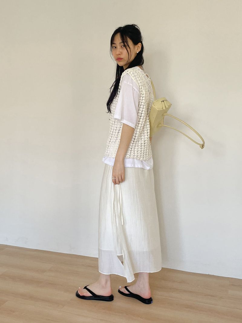 Popcorn Lace-up V-Neck Knit Vest