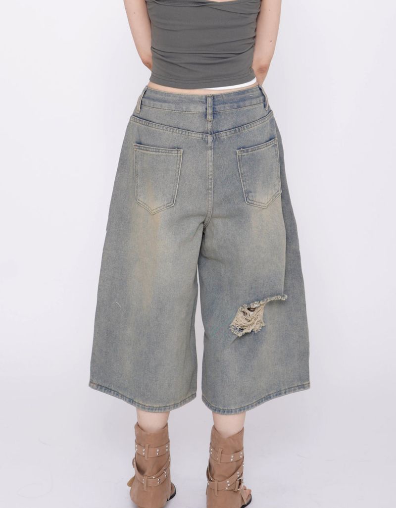 Terran Wide Distressed Bermuda Denim Pants
