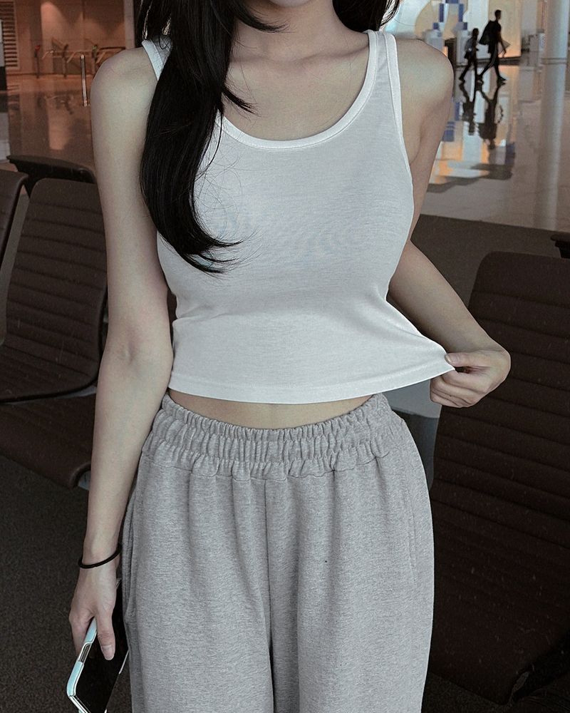 Rati Sleeveless