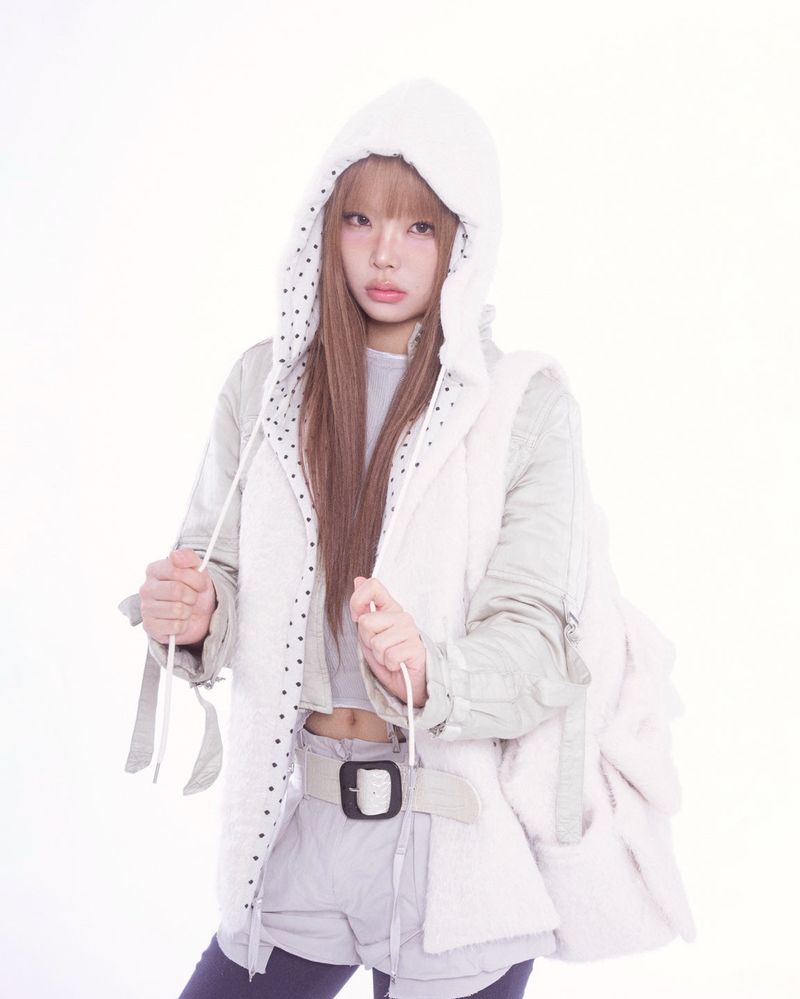 Fluffy hood muffler (ivory)