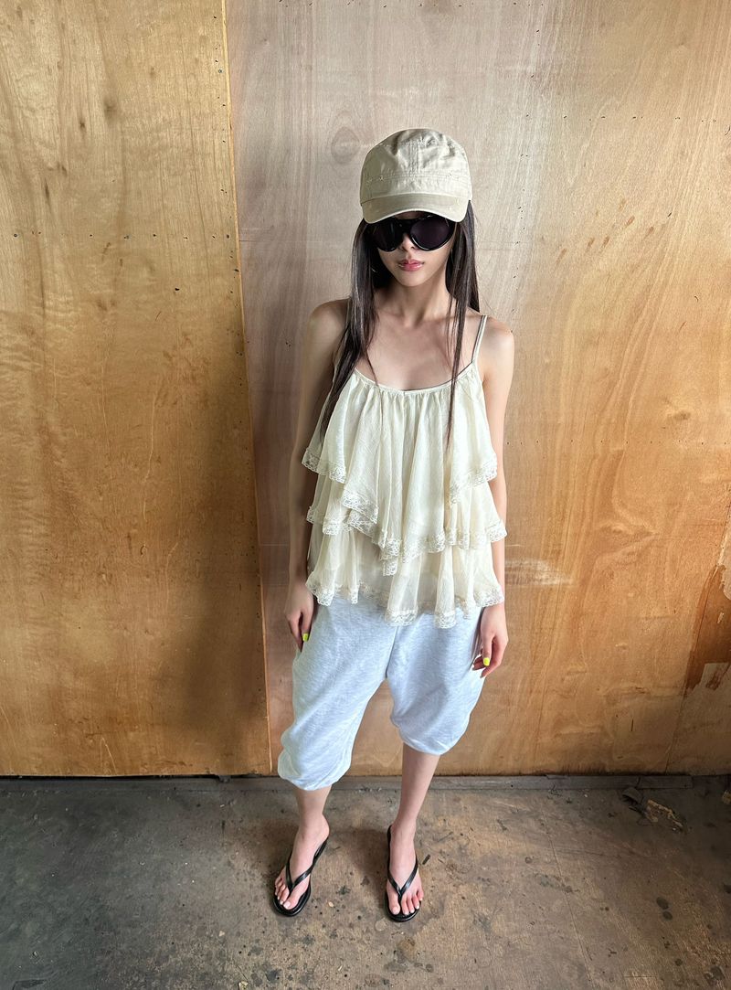 balloon sweat capri pants