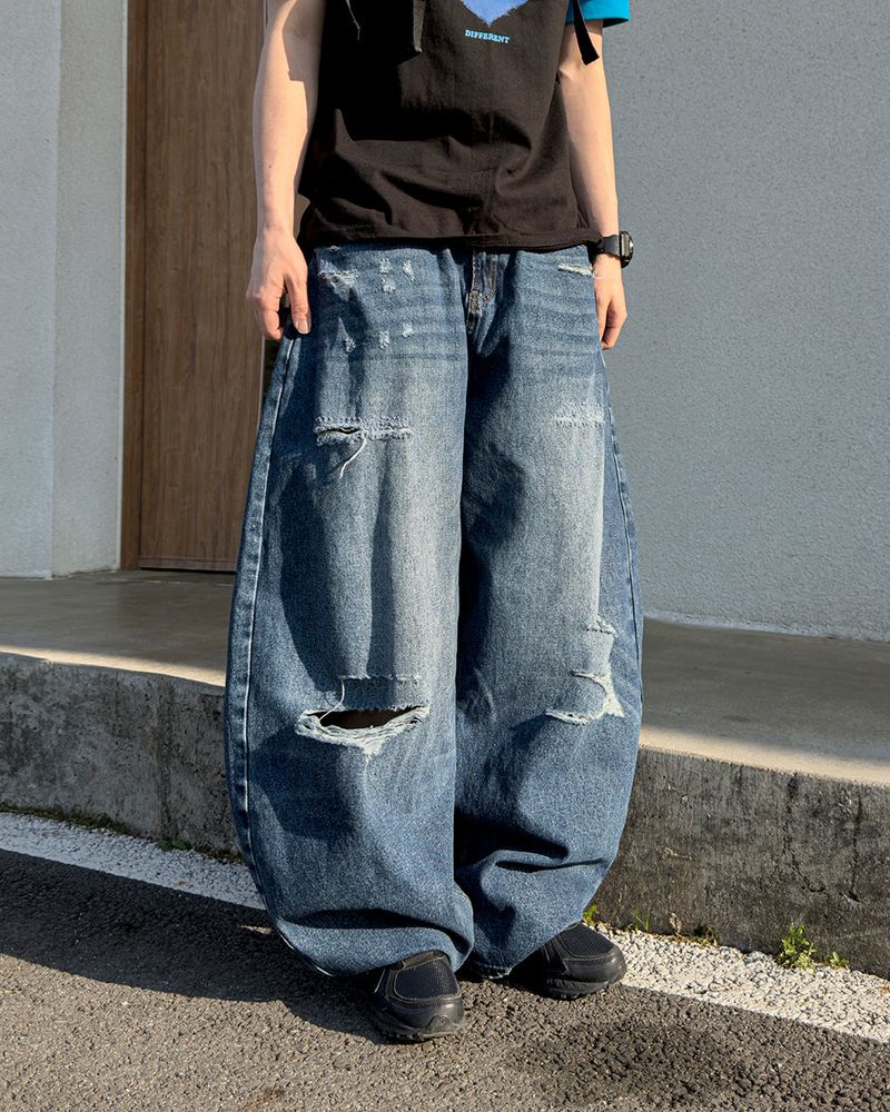 JIIGEUM（ジグム）の「Part Blue Wash Distressed Denim（Pants）」