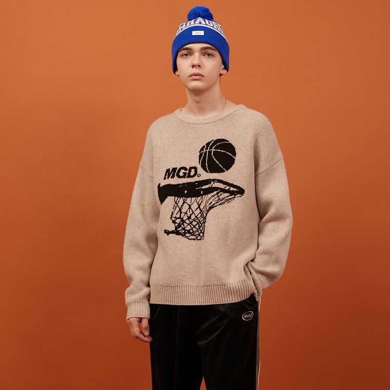 COLLEGE POM POM BEANIE