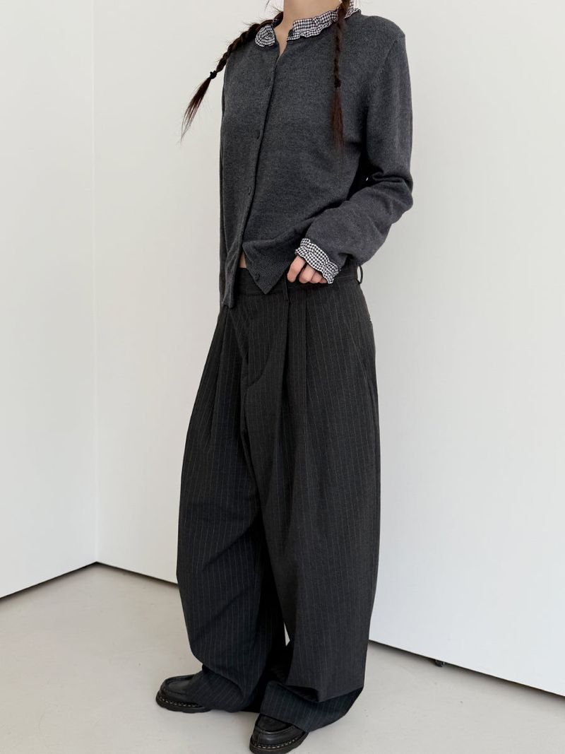 classic two tuck slacks