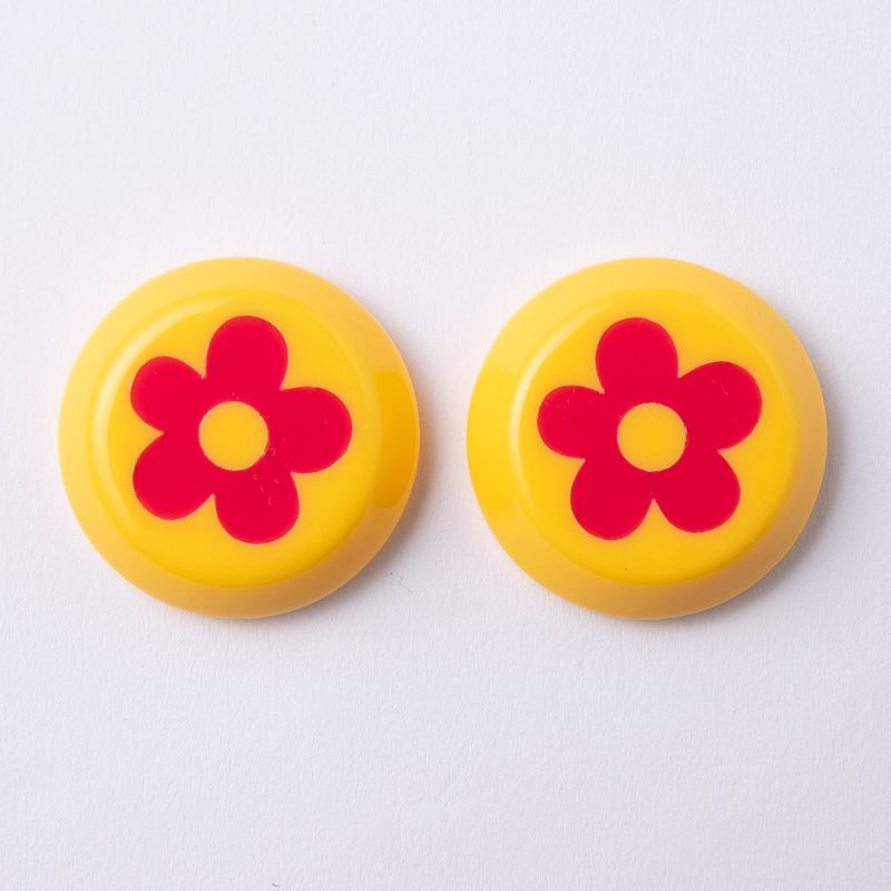 MY BOO(マイブー)の「Flower Button - yellow(Accessories)」