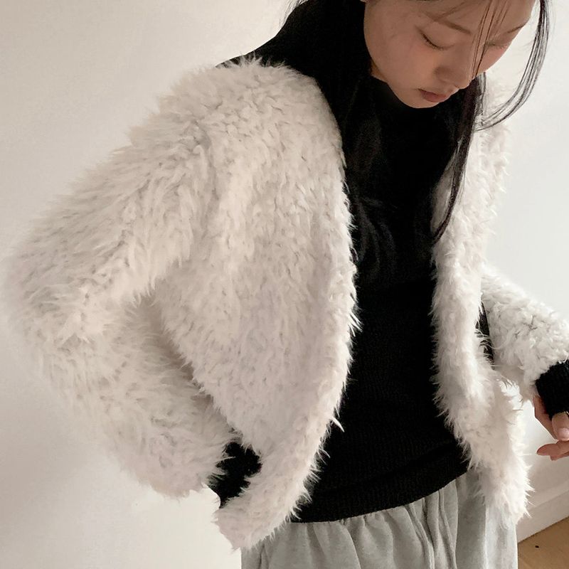 WONDER WONDER(ワンダーワンダー)の「Aroki bubble pearl button fur jacket(Jackets/Outerwear)」