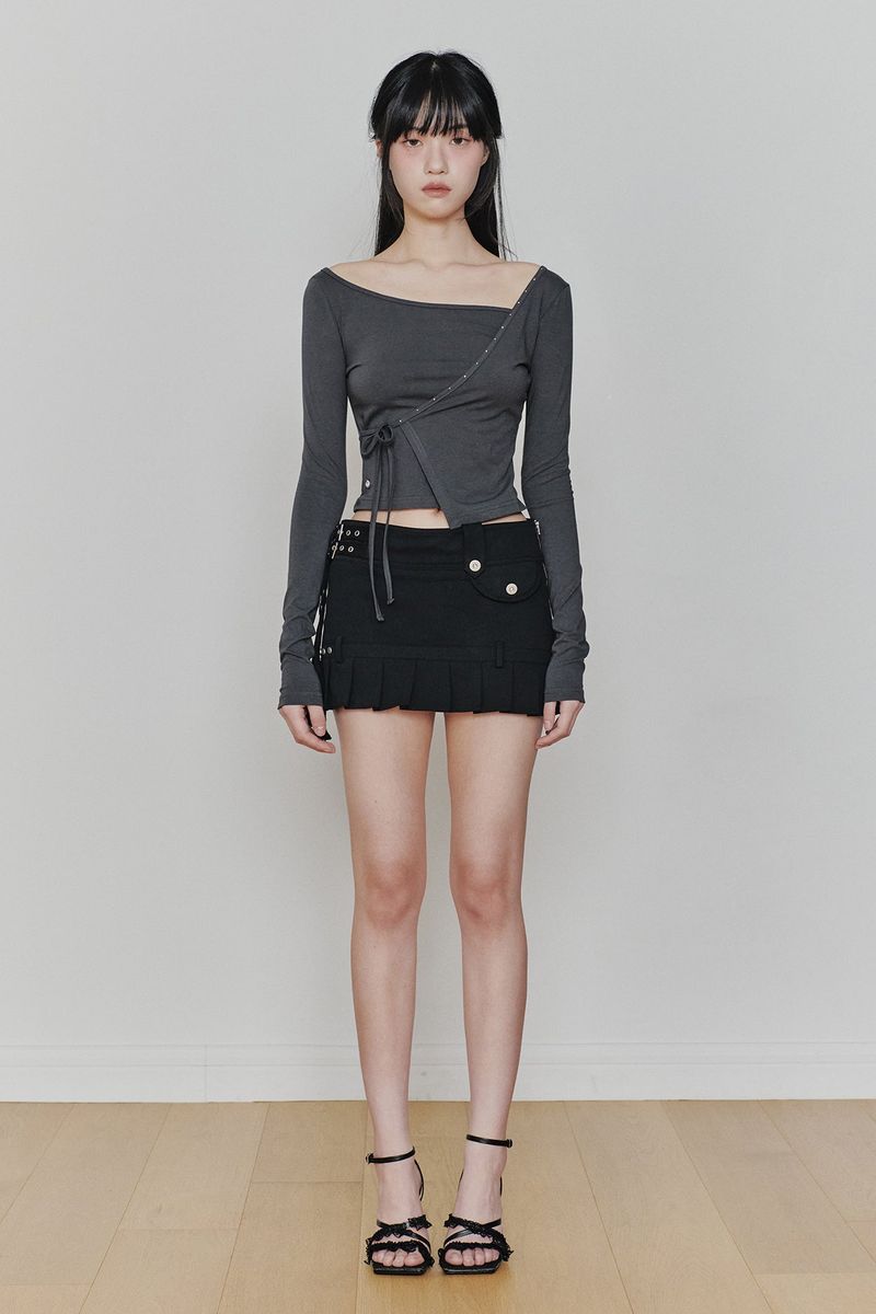 RUE BELTED MINI SKIRT black