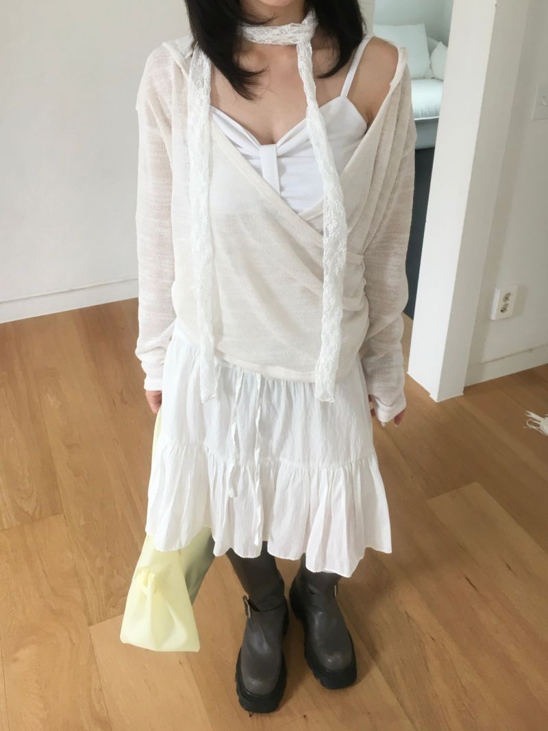 See-through lace long scarf (4c)