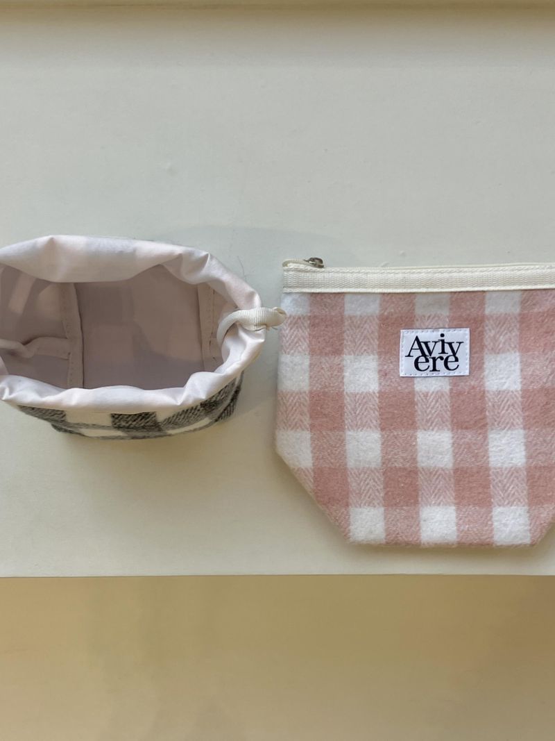 classic pouch_check babypink