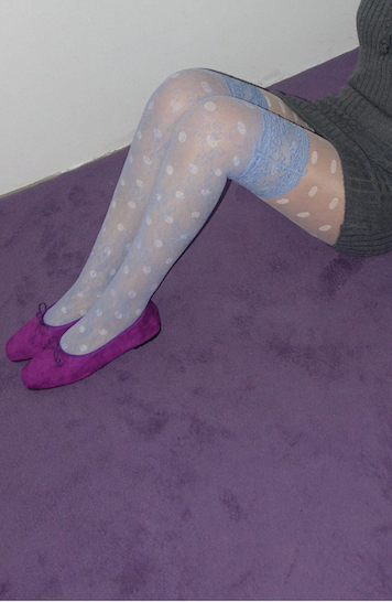 FLOWER LACE THIGH HIGH  SOCKS (2COLORS!)