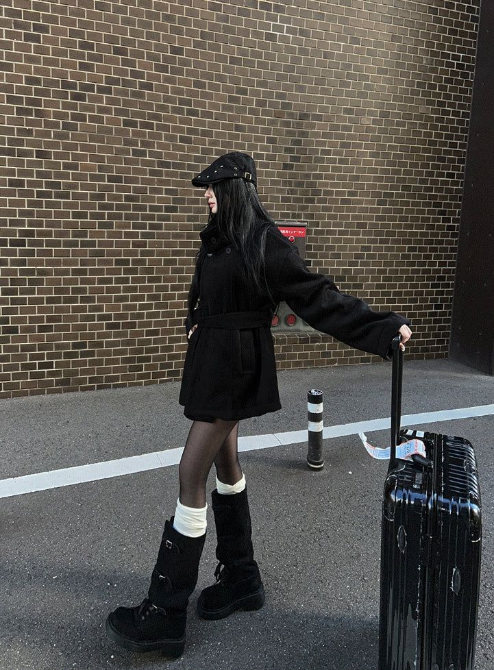 High-neck short strap coat
