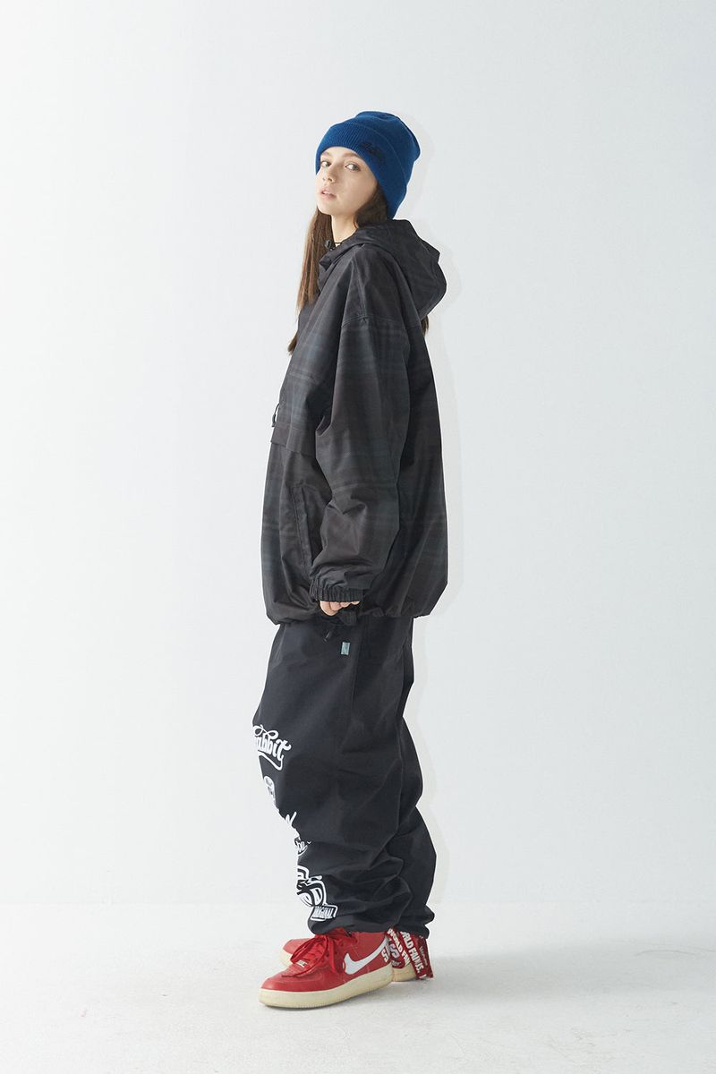 BSRABBIT（ビエスラビット）の「BSR2223FWBN044 ARC LOGO BEANIE BLUE（Hats）」