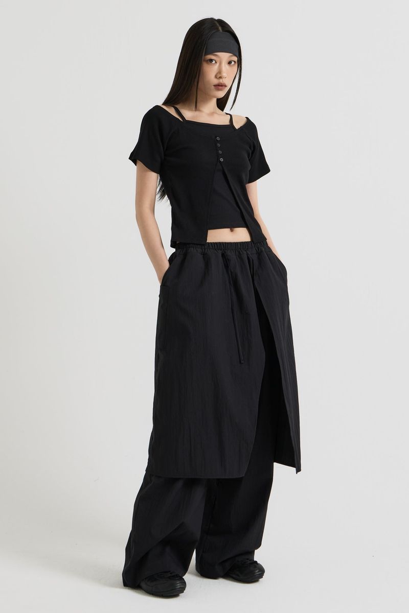 Sleeveless layered top, Black