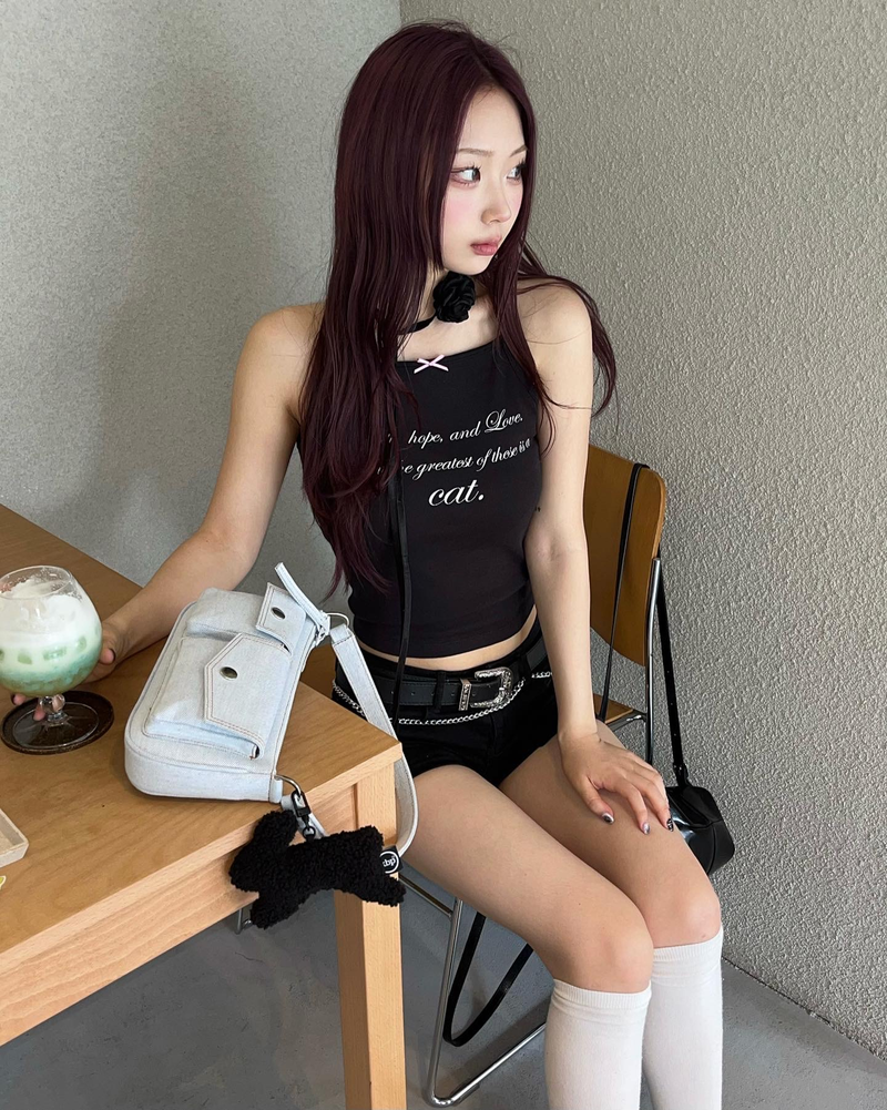 CAT SAYING SLEEVELESS_BLACK
