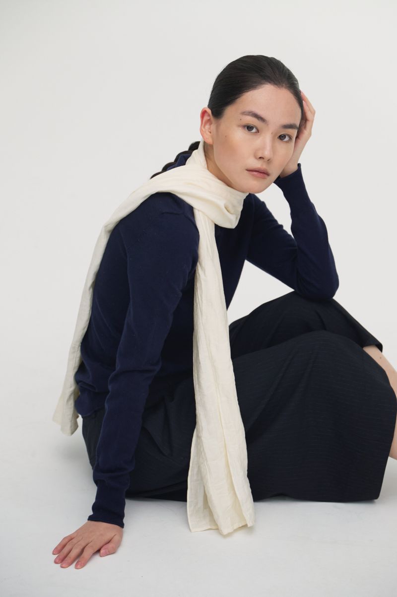 Pleats linear scarf_2colors