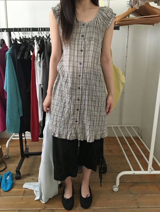 Use Check Puff Shirring Layered One Piece