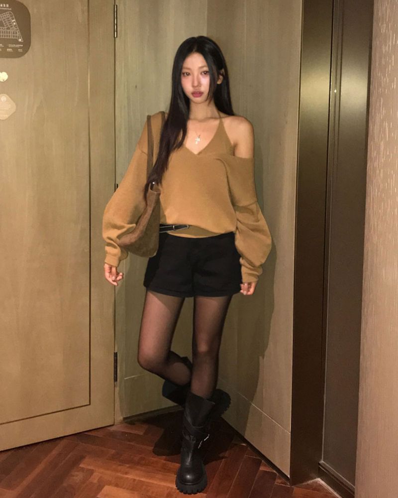 V-Neck Knit & Tank Top Set