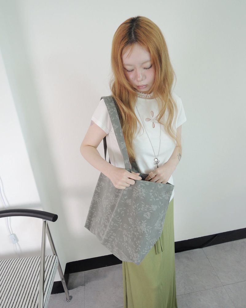 PIGMENT GARDEN TOTE BAG