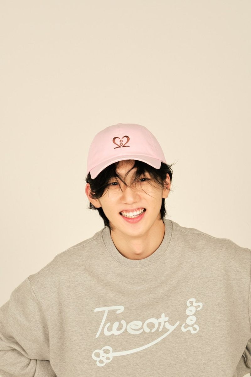 LOVE LOGO CAP